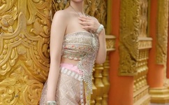 91制片厂果冻传媒余丽